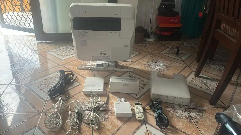 Epson Projector EB-1460Ui