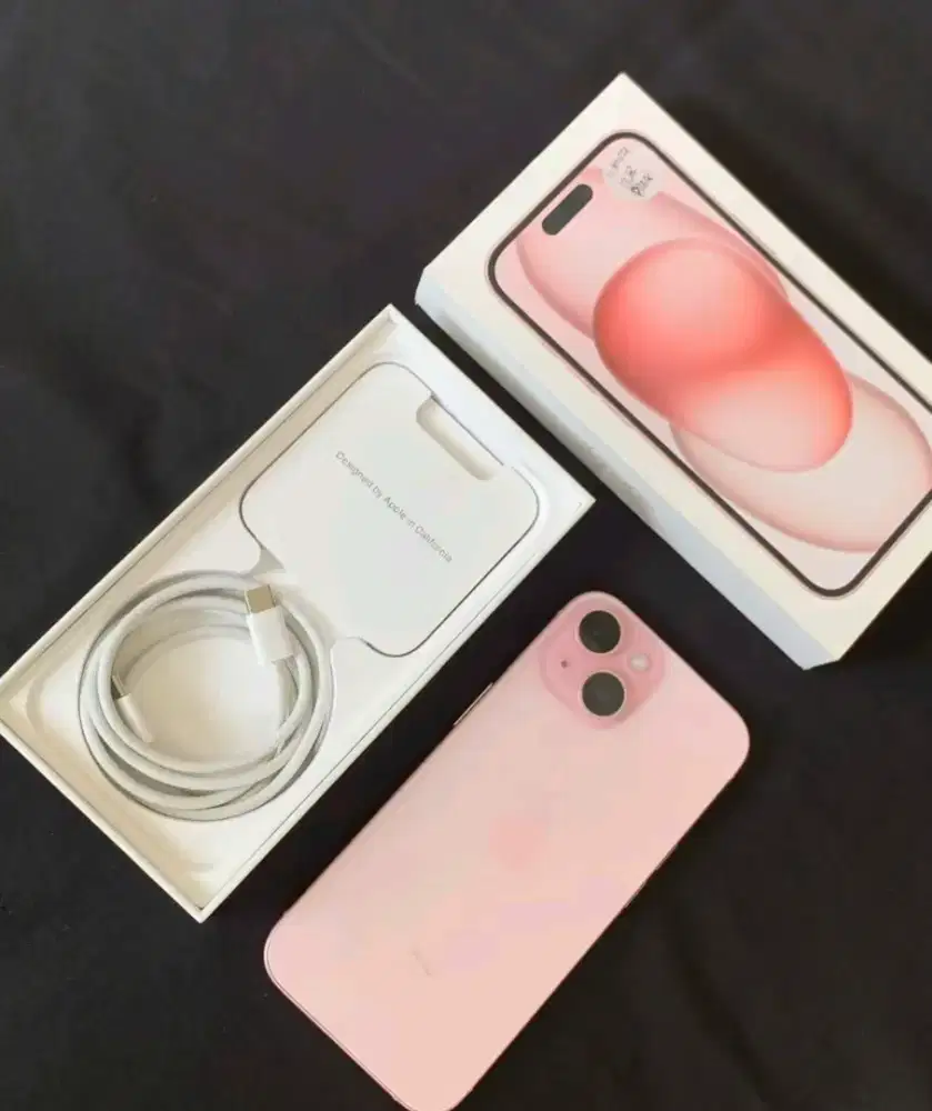 Iphone 15 new ibox 128gb cukup ktp bunga rendah