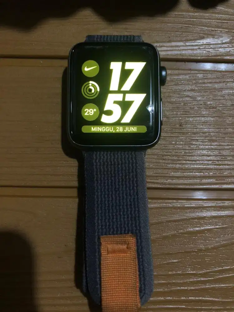 Apple watch series 3 Nike+ 42mm Internal 8GB
