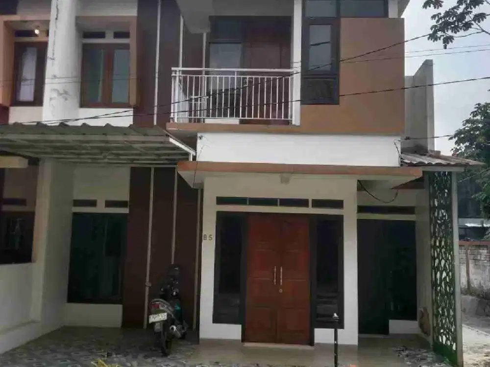 Dijual rumah cantik di hook harga 1,1 M nego di Meruyung Limo Depok