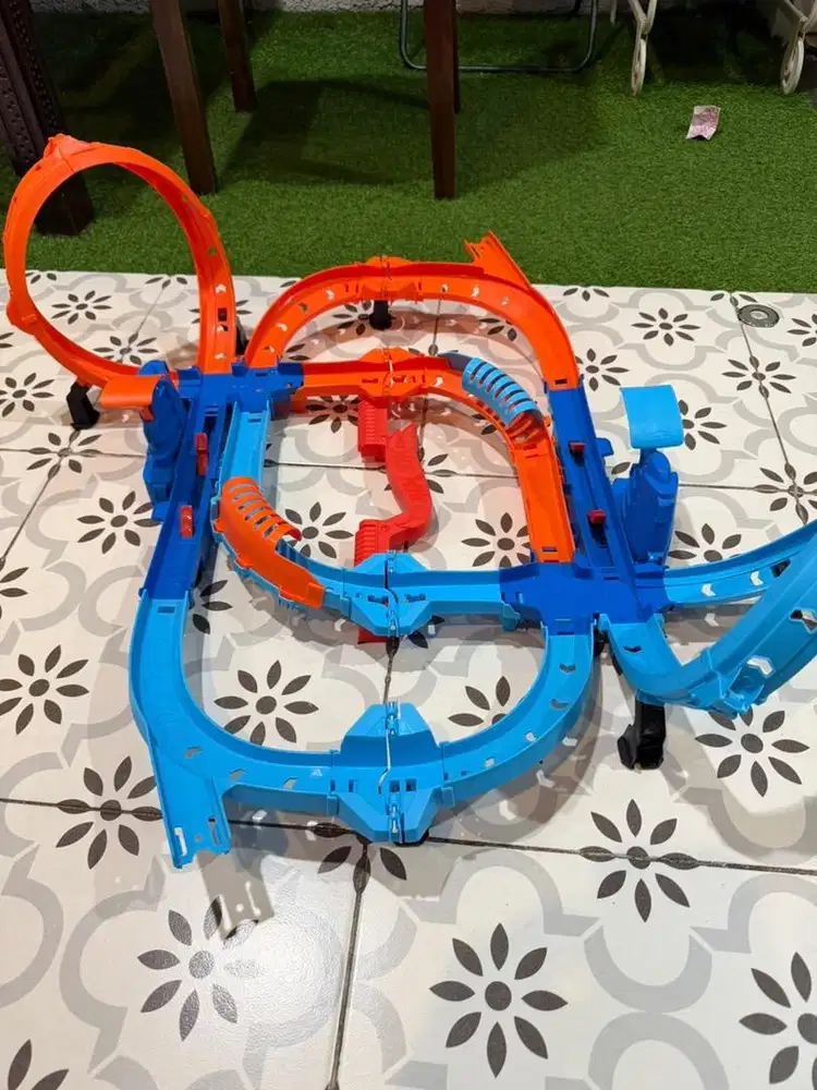 Track hotwheels