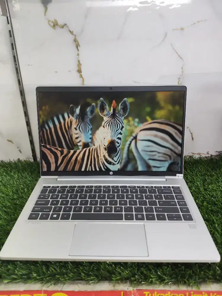 B.U JUAL RUGI BUTUH UANG SEGERA LANGSUNG WA AJA YANG BUTUH LAPTOP