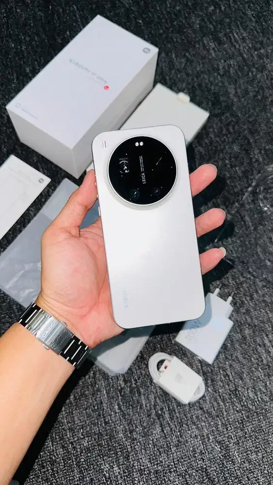 Xiaomi 17 Ultra 16/512 3 Bulan pakai