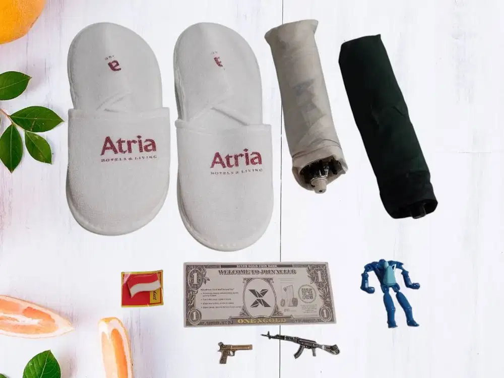 Borongan Super Murah! Bandul AK-47 & Beretta, Robot Rhino, PIN, Payung