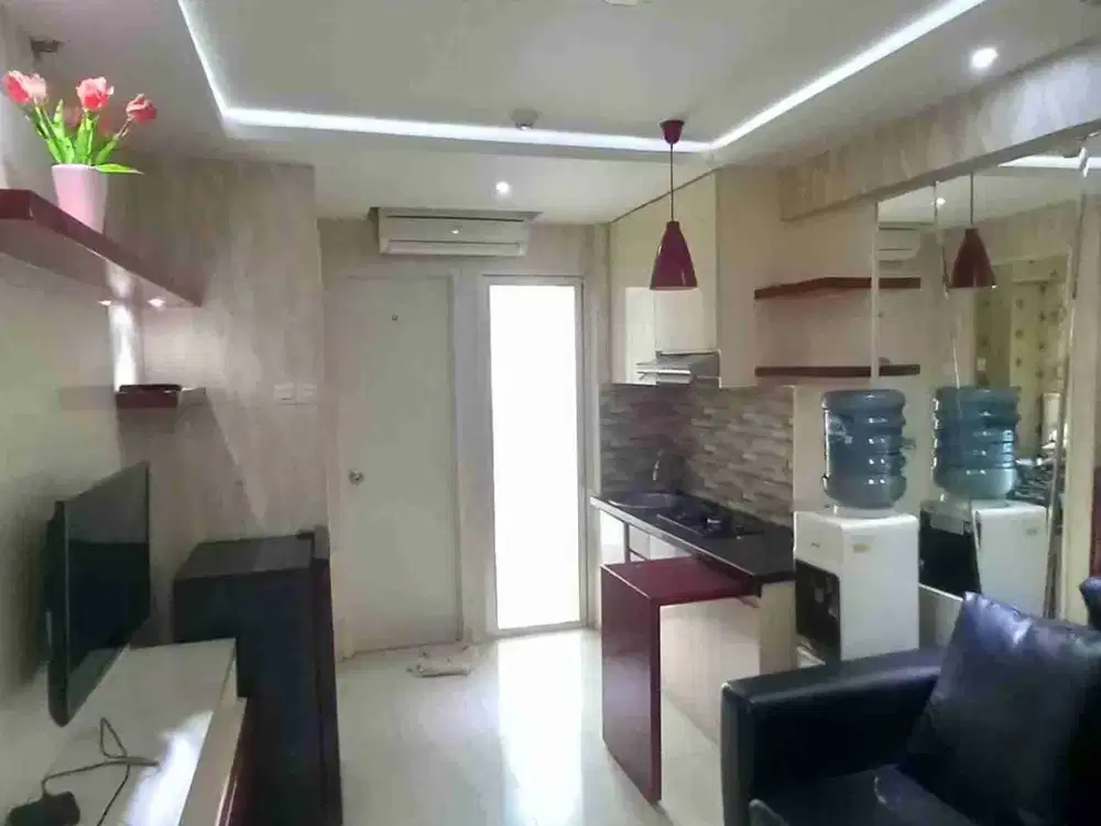 Sewa 2 br Tahunan murah tower flamboyan view kolam