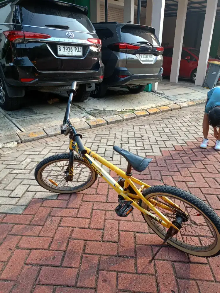dijual sepeda bmx wimcycle kondisi siap pakai