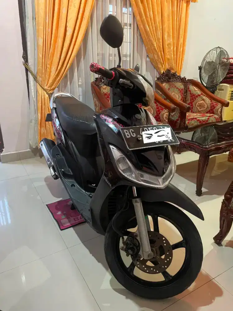 Mio Sporty Hitam