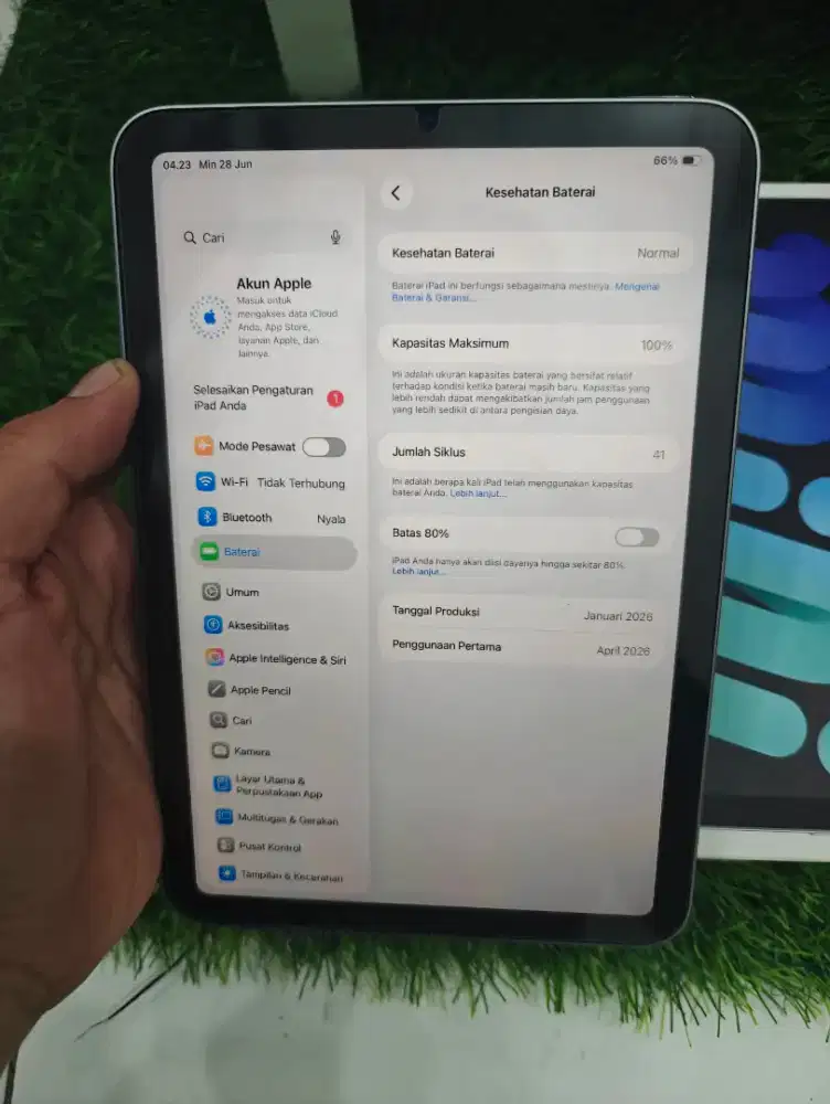 Ipad mini 7 128gb April 2027 like new tanpa minus