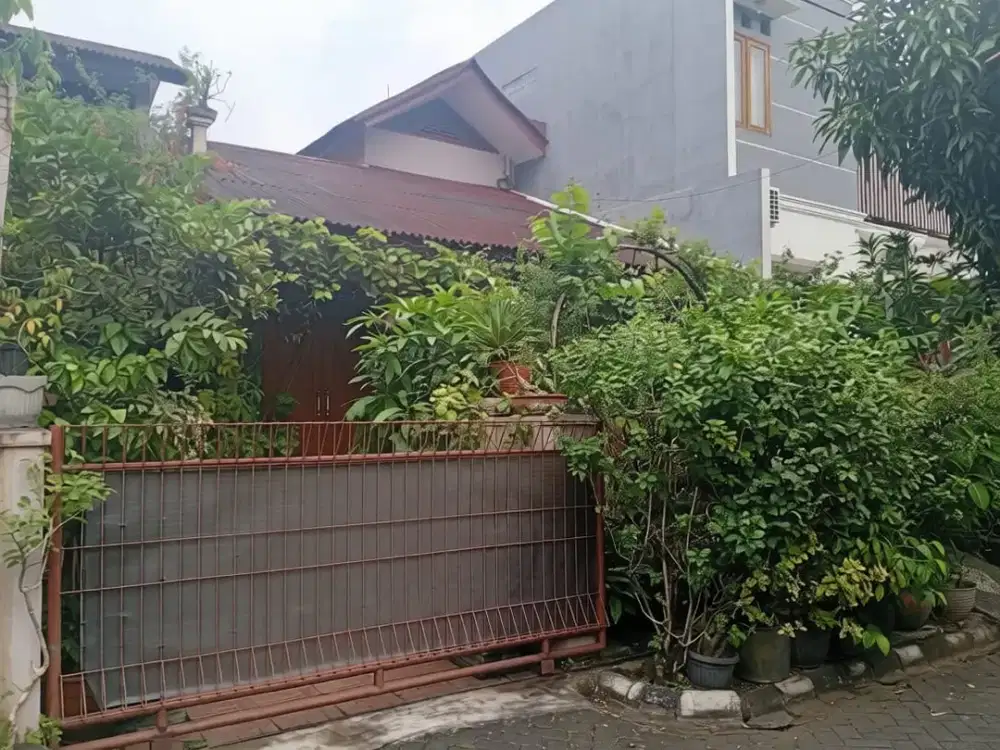 DIJUAL RUMAH NYAMAN DAN ASRI DI KEMANG PRATAMA 1 BEKASI