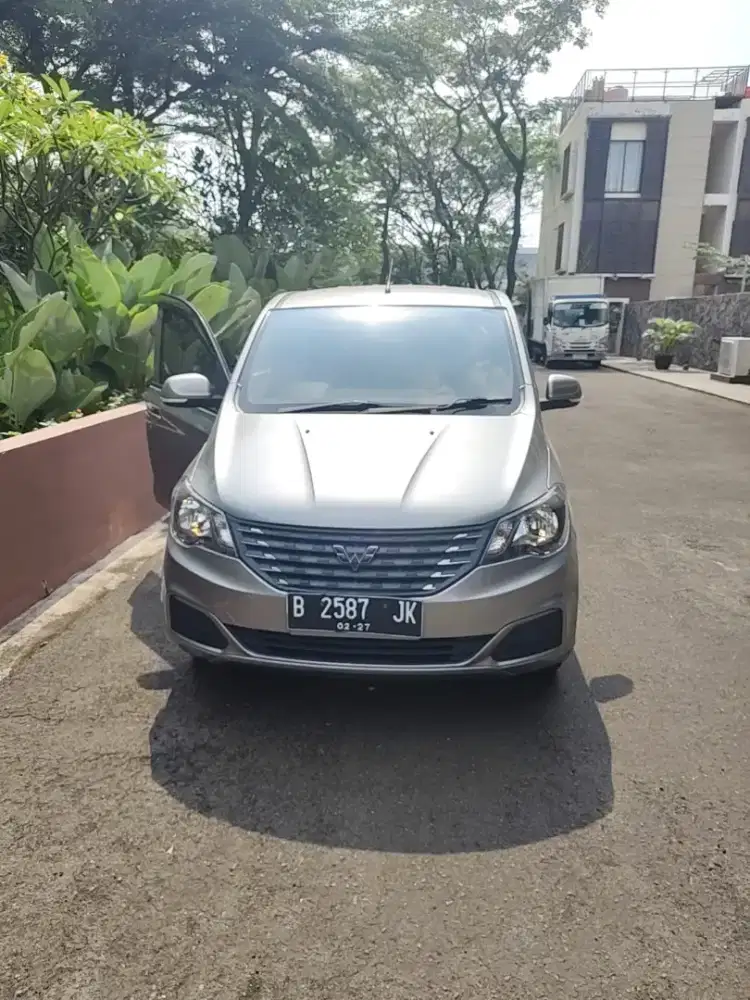 Dijual cepat wuling confero 2021 pemakaian 2022