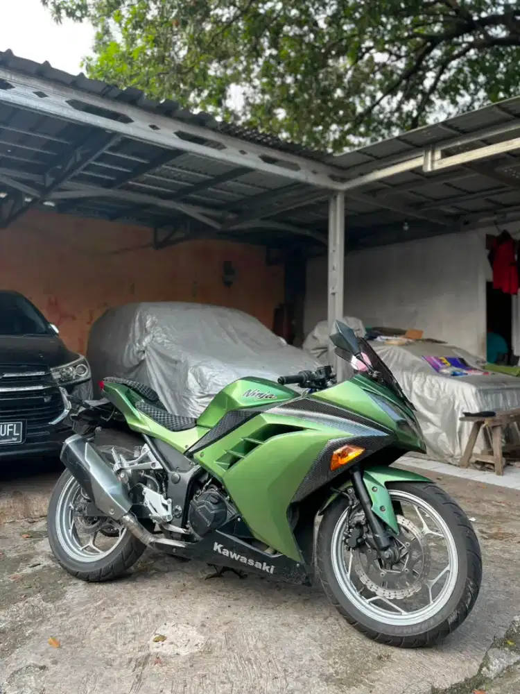 Kawasaki Ninja 250 fi 2slinder 2013