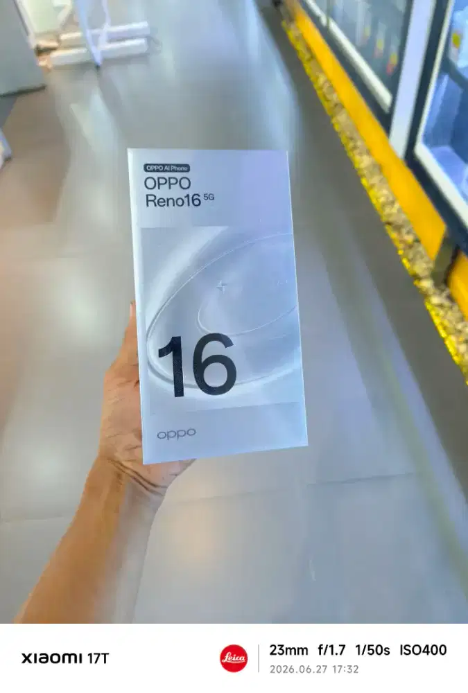 Pre order sekarang oppo reno 16F 5G dan dapatkan hadiah menarik