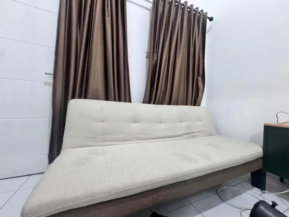DIJUAL – Sofa Bed Informa Warna Cream