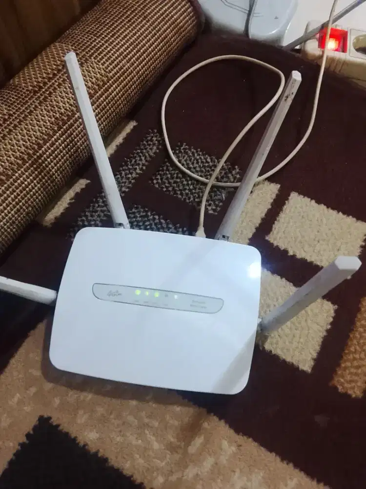 Modem Router wifi  LTE CPE LX600
