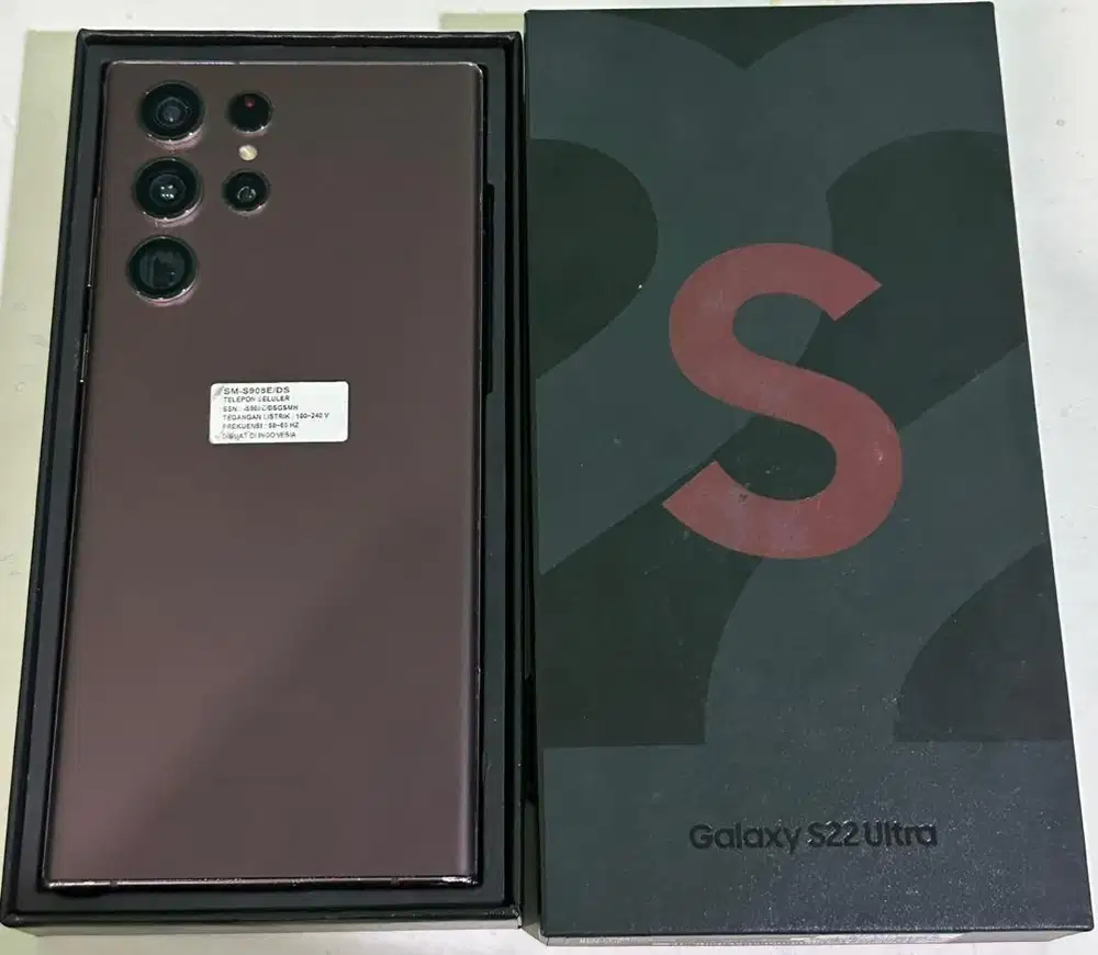 Samsung S22 Ultra 5G 12/256 Sein