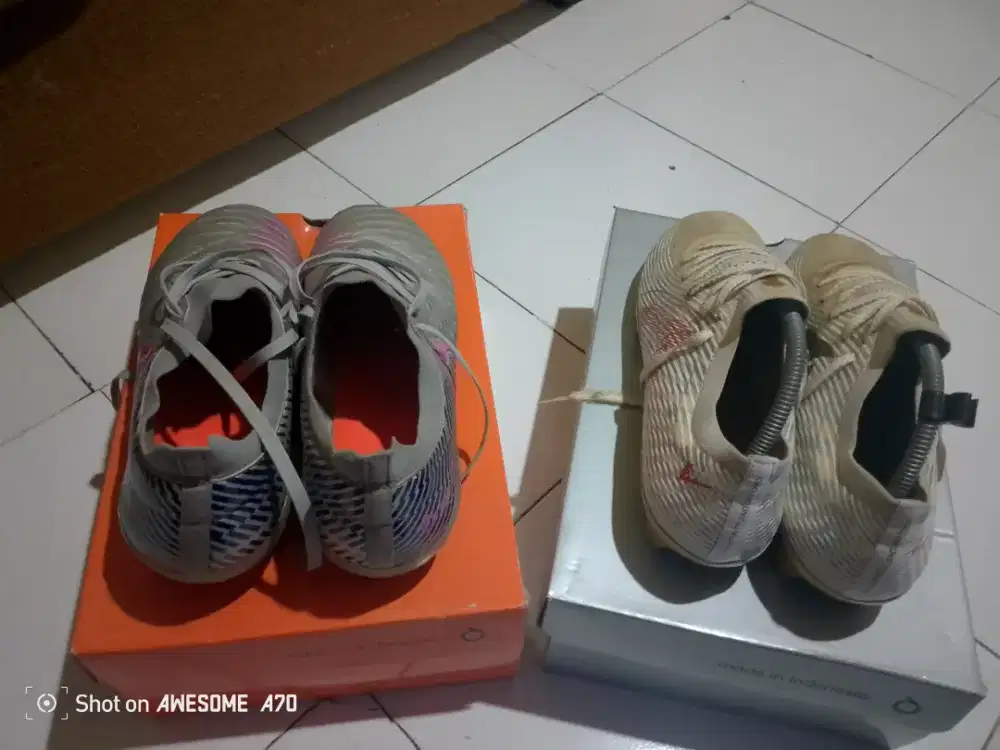 Dijual sepatu bola bekas tapi masih bagus baru dipake 2 bulan...