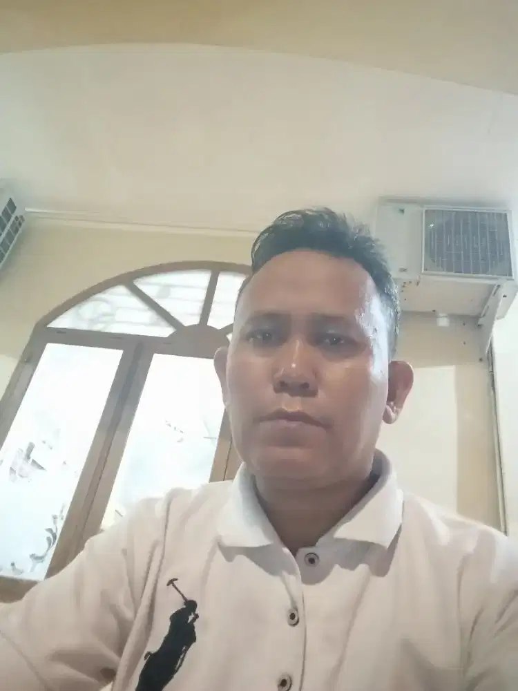 Mencari pekerjaan apa saja yang penting halal