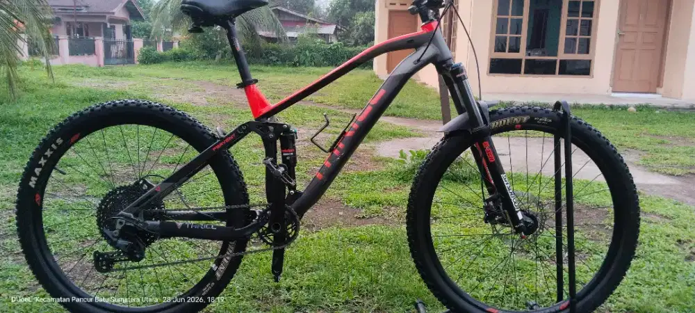 Sepeda Thrill Fervent elite 140