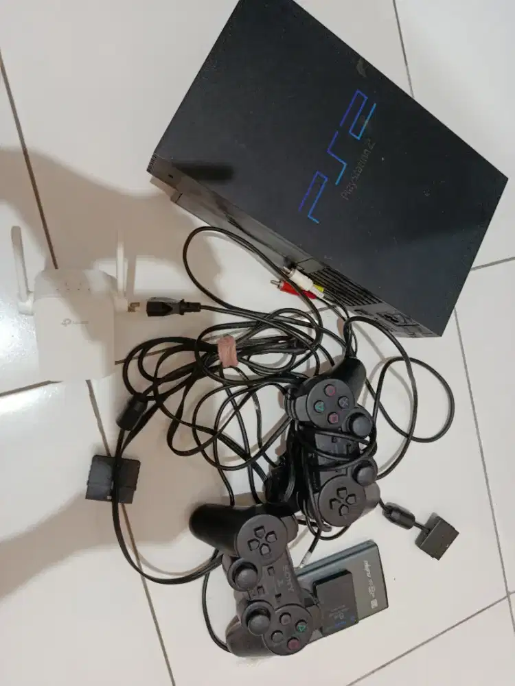 DIJUAL PS2 BEKAS BERIKUT 2 STICK