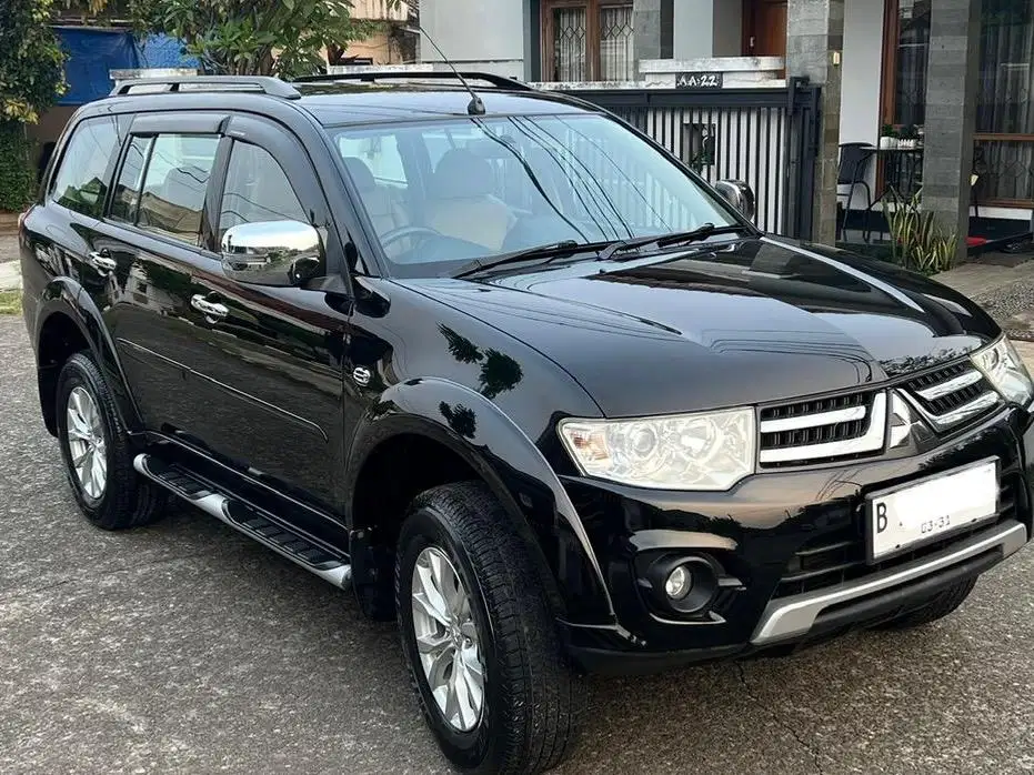 [Low KM] Pajero sport Exceed 2013