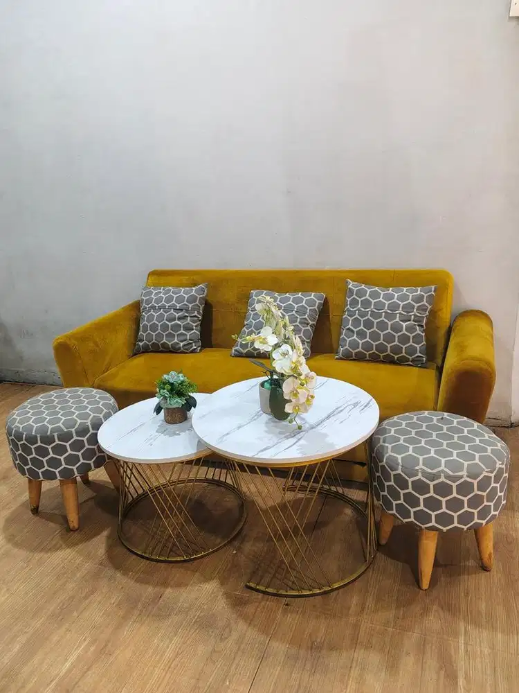 Dijual Set sofa + meja cantik minimalis