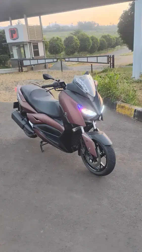 Yamaha xmax tahun 2017 full ori body mesin CVT,variasi tipis2 pajak on
