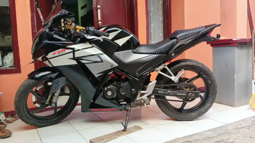 D Jual Honda CBR 150