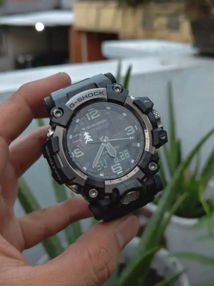 Casio G shock GWG 2000 original likenew