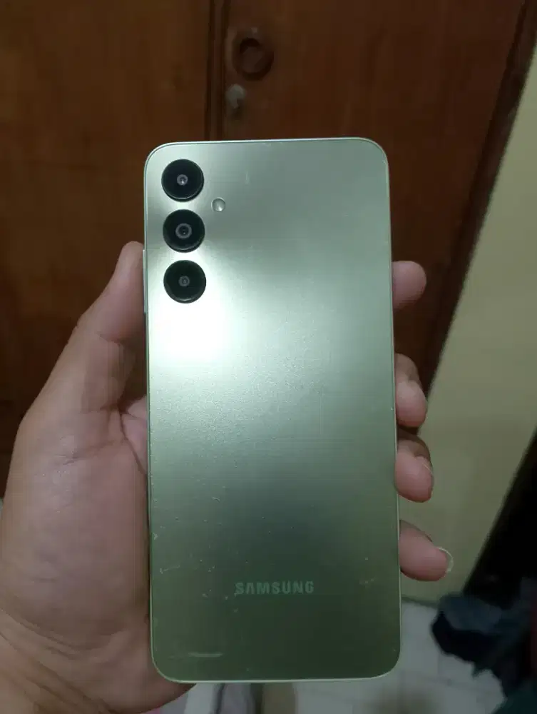 Samsung Galaxy A05s - 6GB/128GB - Kamera Belakang 3 (modern)