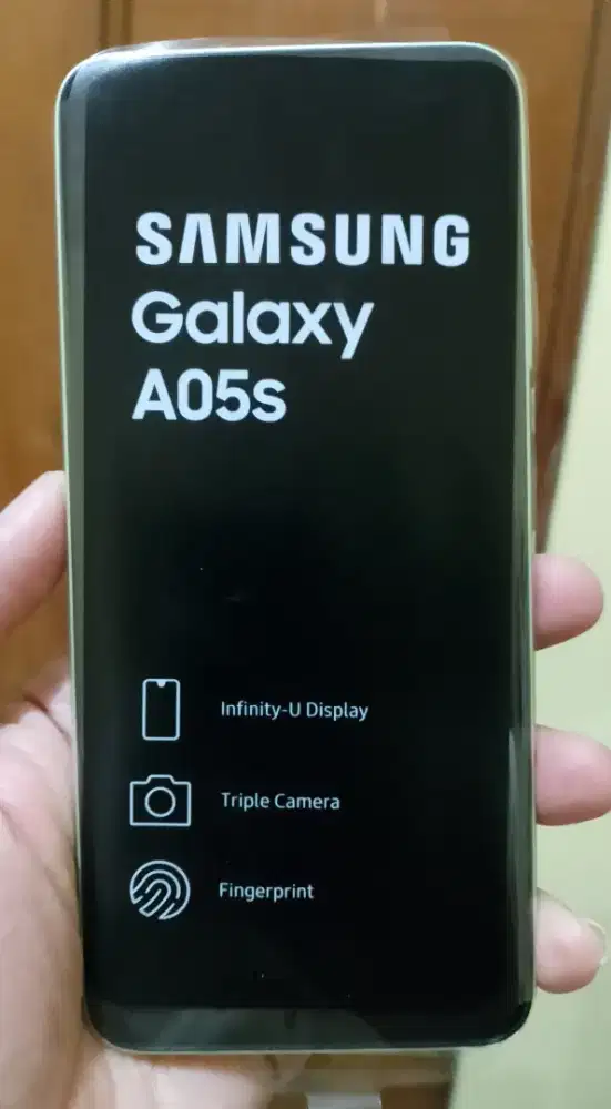 Samsung Galaxy A05s - 6GB/128GB - Kamera Belakang 3 (modern)