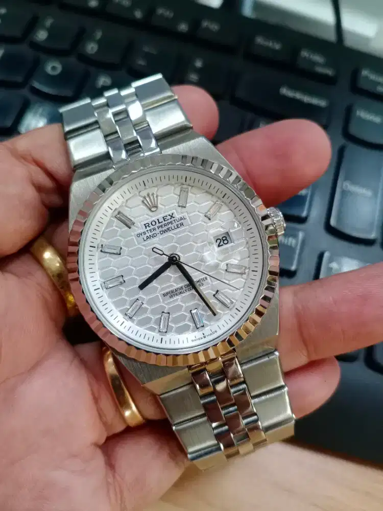 Jam tangan land dwealer automatic