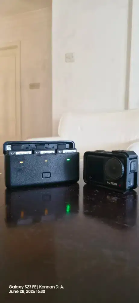 DJI Action 4 Adventure Combo (Bonus: 32gb micro sd card)