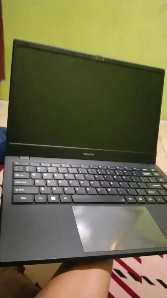Jual laptop advan