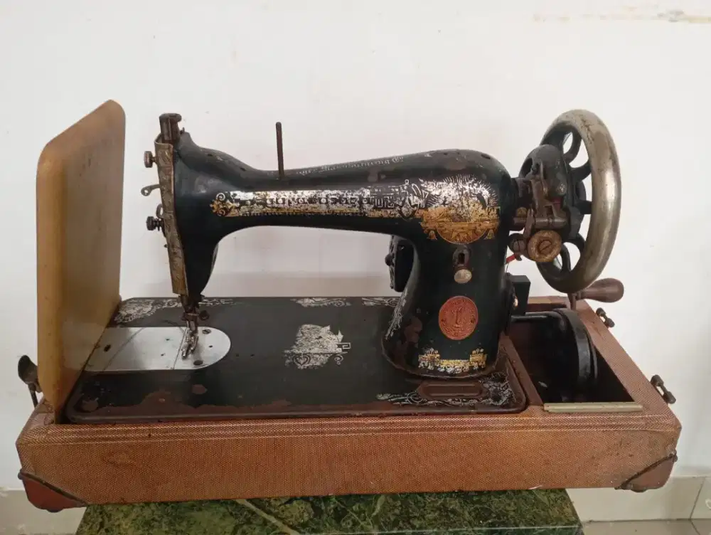 Mesin Jahit Singer Koper Vintage