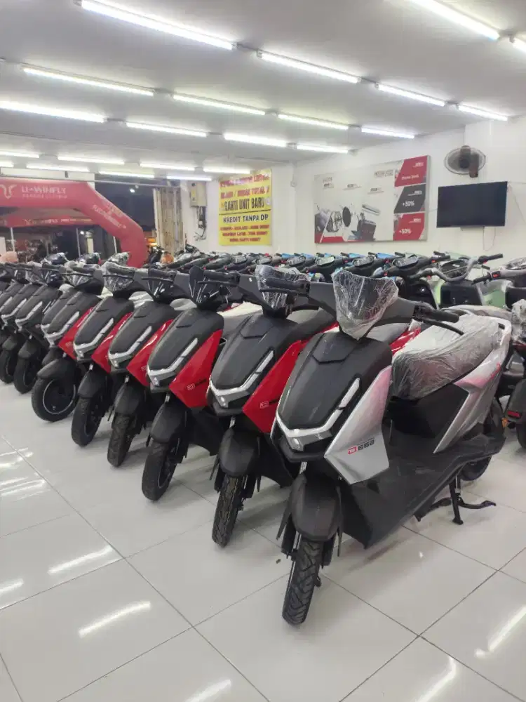 BESTSELLER PRODUK HARGA PROMO!! SEPEDA LISTRIK UWINFLY D66B BGASI LUAS
