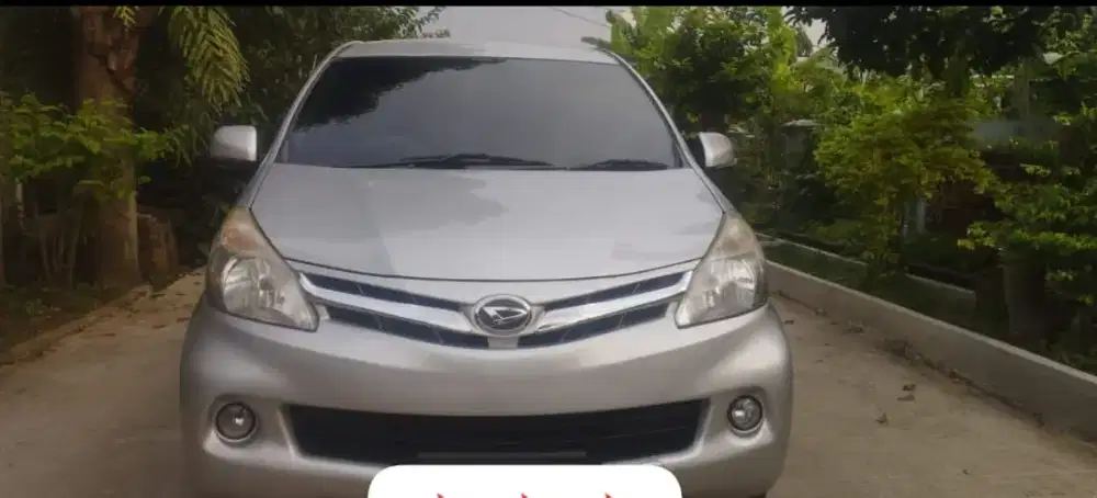 Daihatsu Xenia R deluxe Matic 2014 Silver