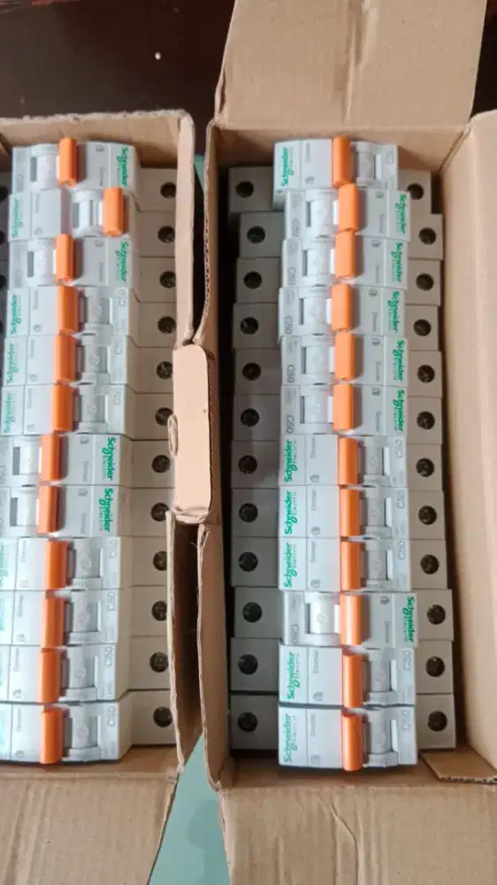 MCB schanider 50A ori