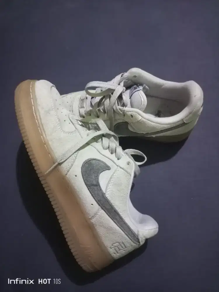 Nike Air Force 1