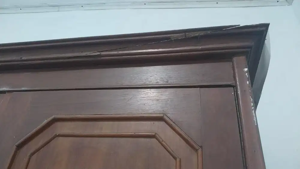 Lemari Pakaian 2 Pintu