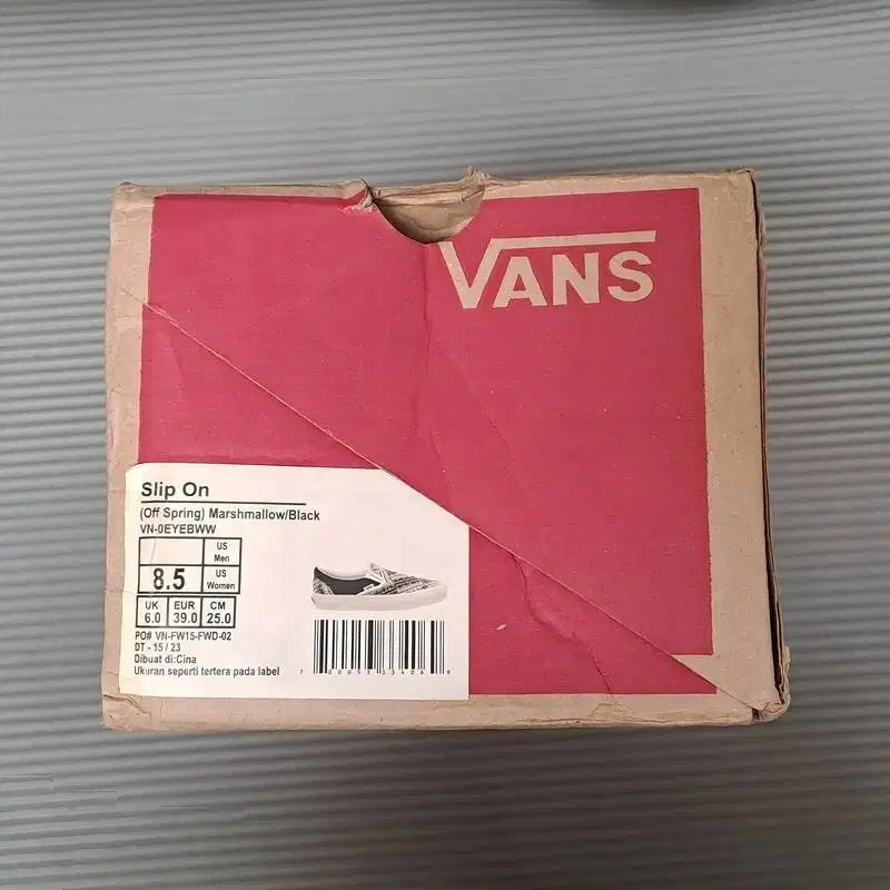 Vans Slip-On Off Spring Marshmallow Black - Size 39