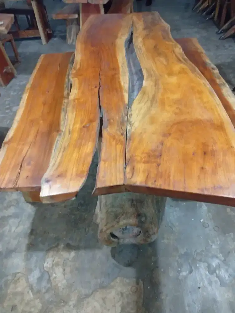Meja dan kursi estetis, antik.