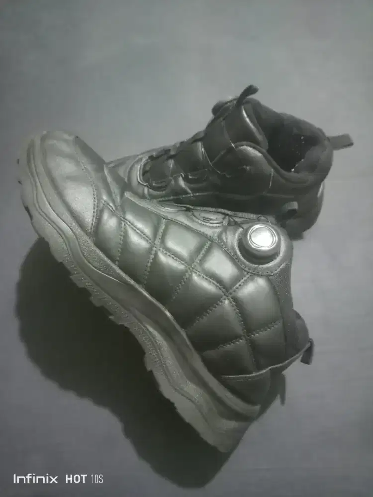 De Base Boot Shoes