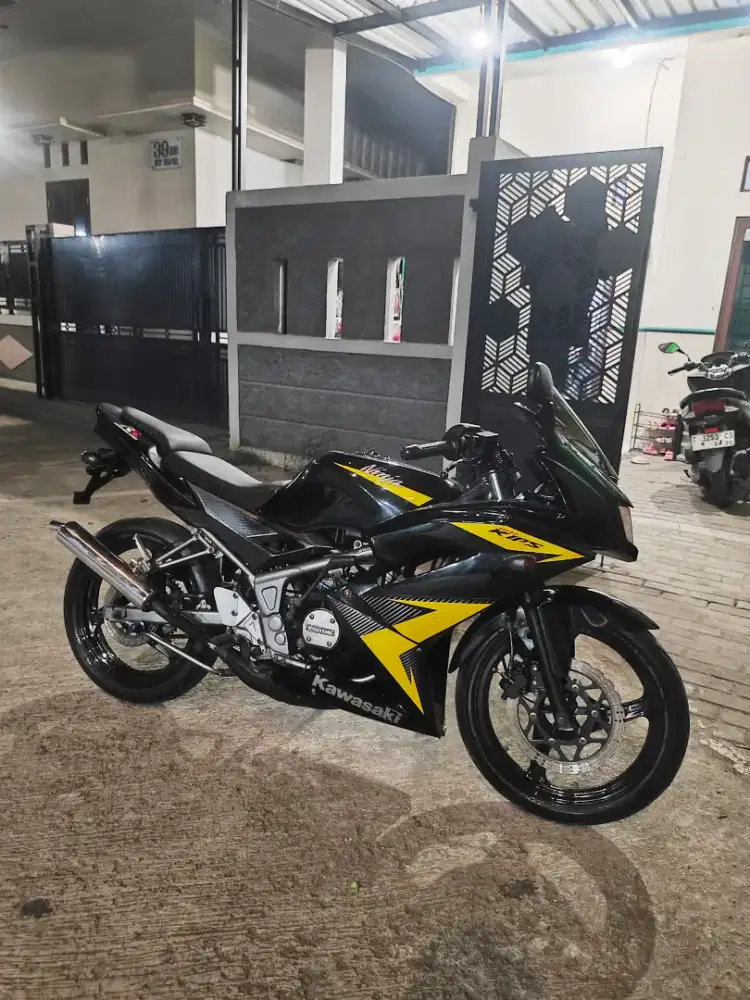 Kawasaki Ninja RR New Tahun 2013