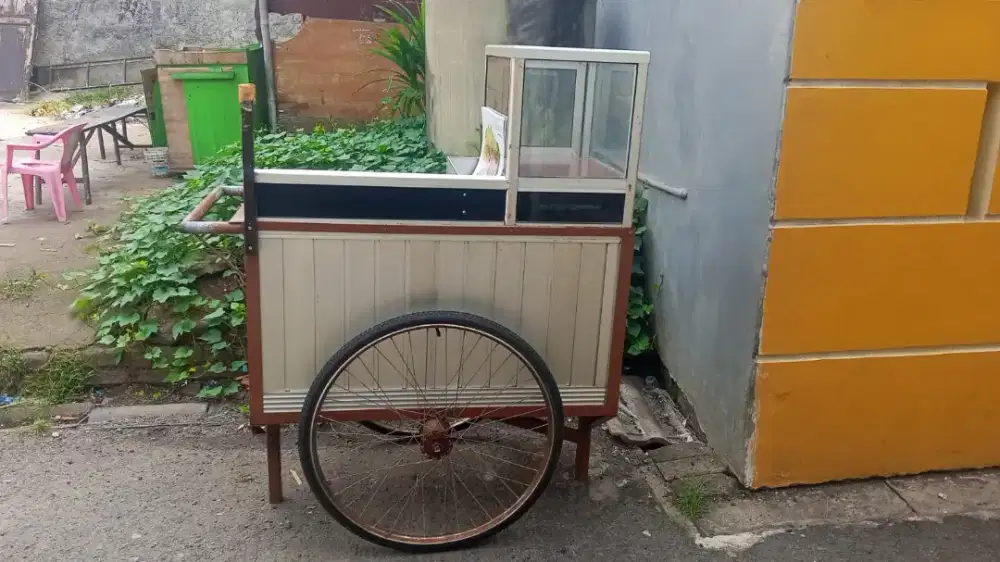 Dijual Cepat Gerobak Cilok Murah