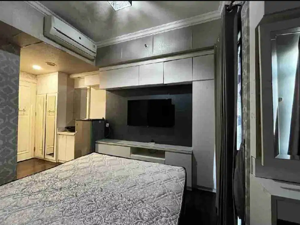 Di Sewakan Studio full furnish apartemen green lake sunter tower 2