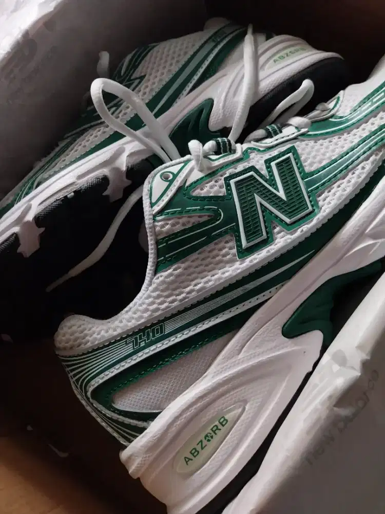 Sepatu NB 740 uk. 40