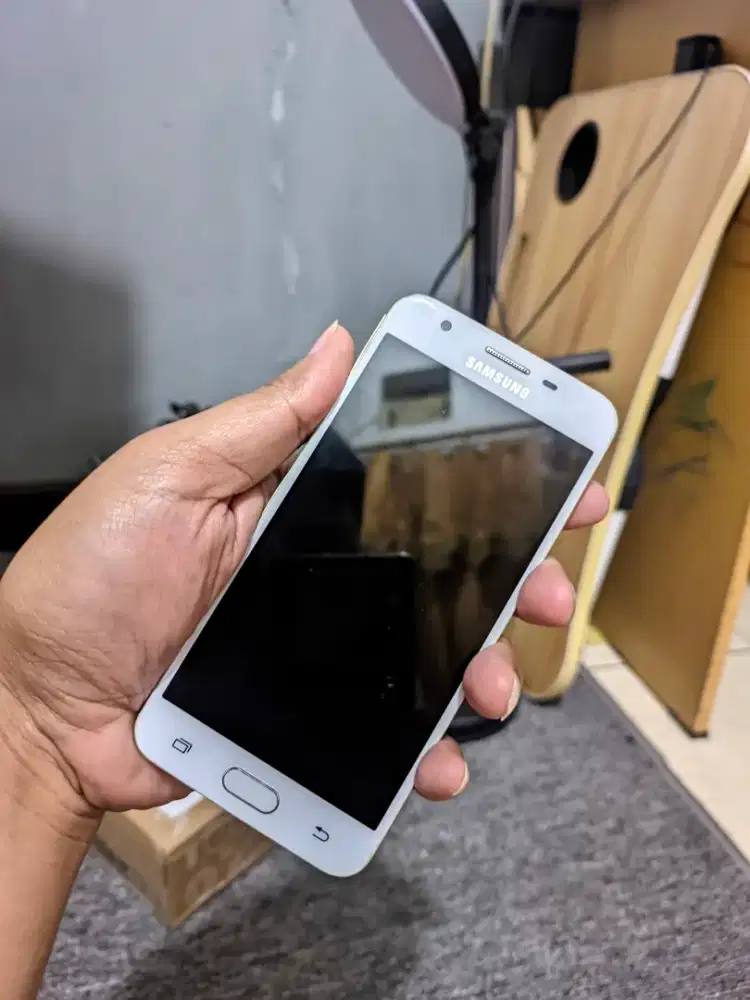 Samsung j5 prime 2/16 matot