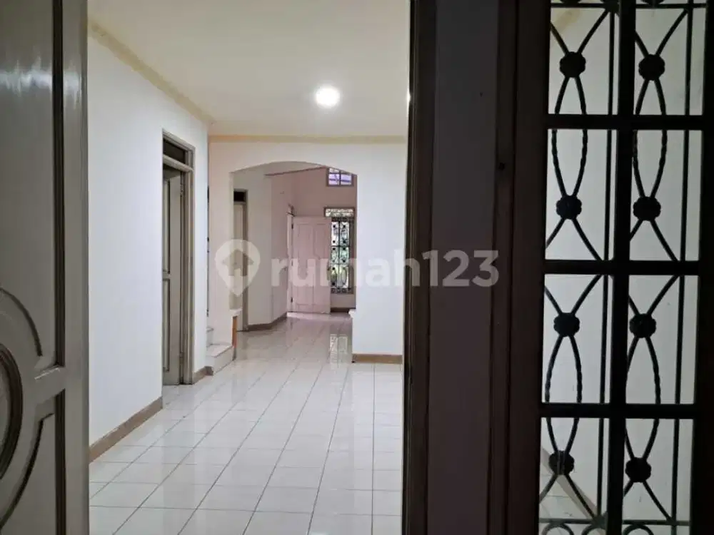 Dijual Rumah 2 Lantai Lippo Karawaci