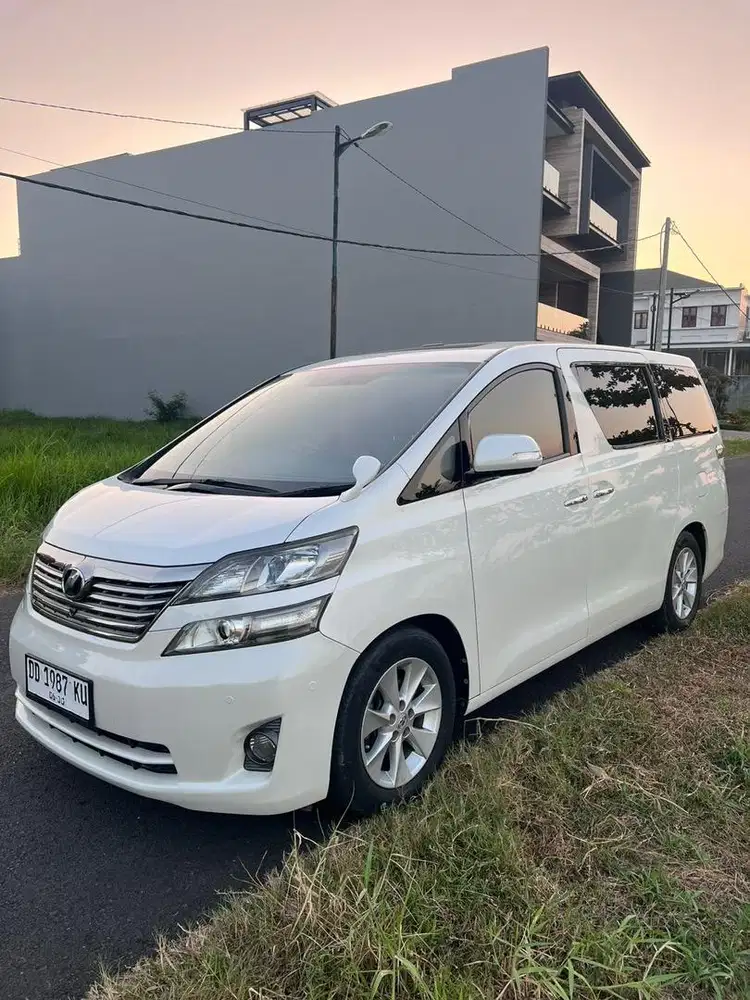 Toyota Vellfire A/T 2009
