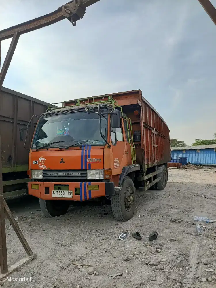 dijual fuso 6x2 siap kerja